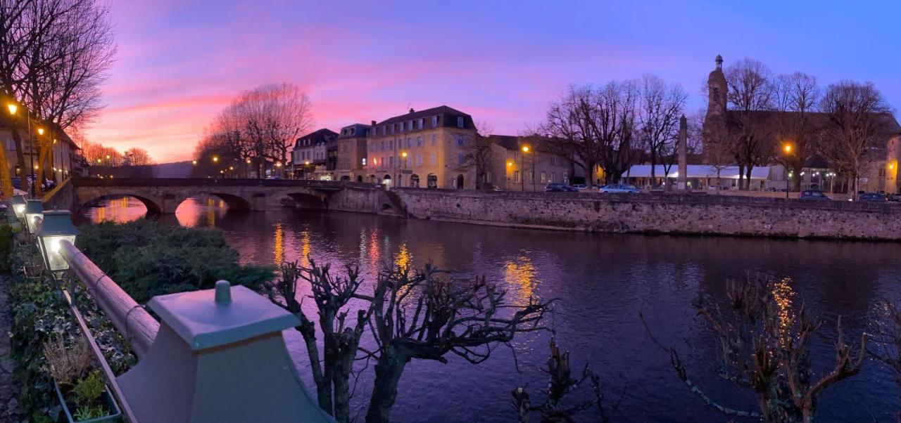 Hotel Des Bains Фижак Экстерьер фото